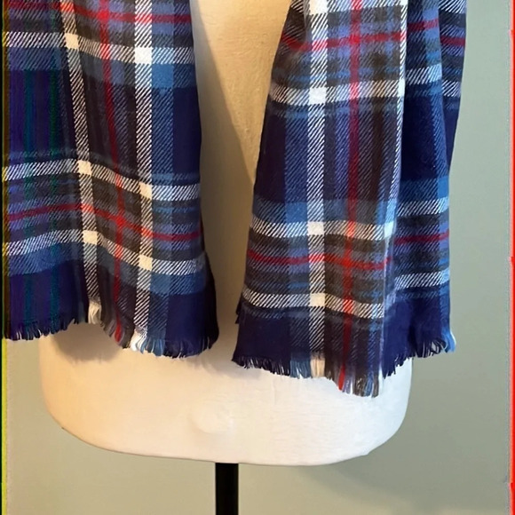Oversized plaid super soft wrap around blanket scarf - Picture 5 of 11
